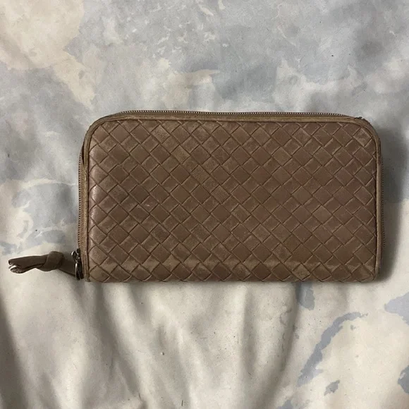 Vintage Bottega Veneta Wallet - Picture 2 of 7